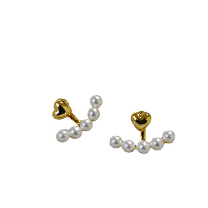 Charming Silver Earring for Any Occasion