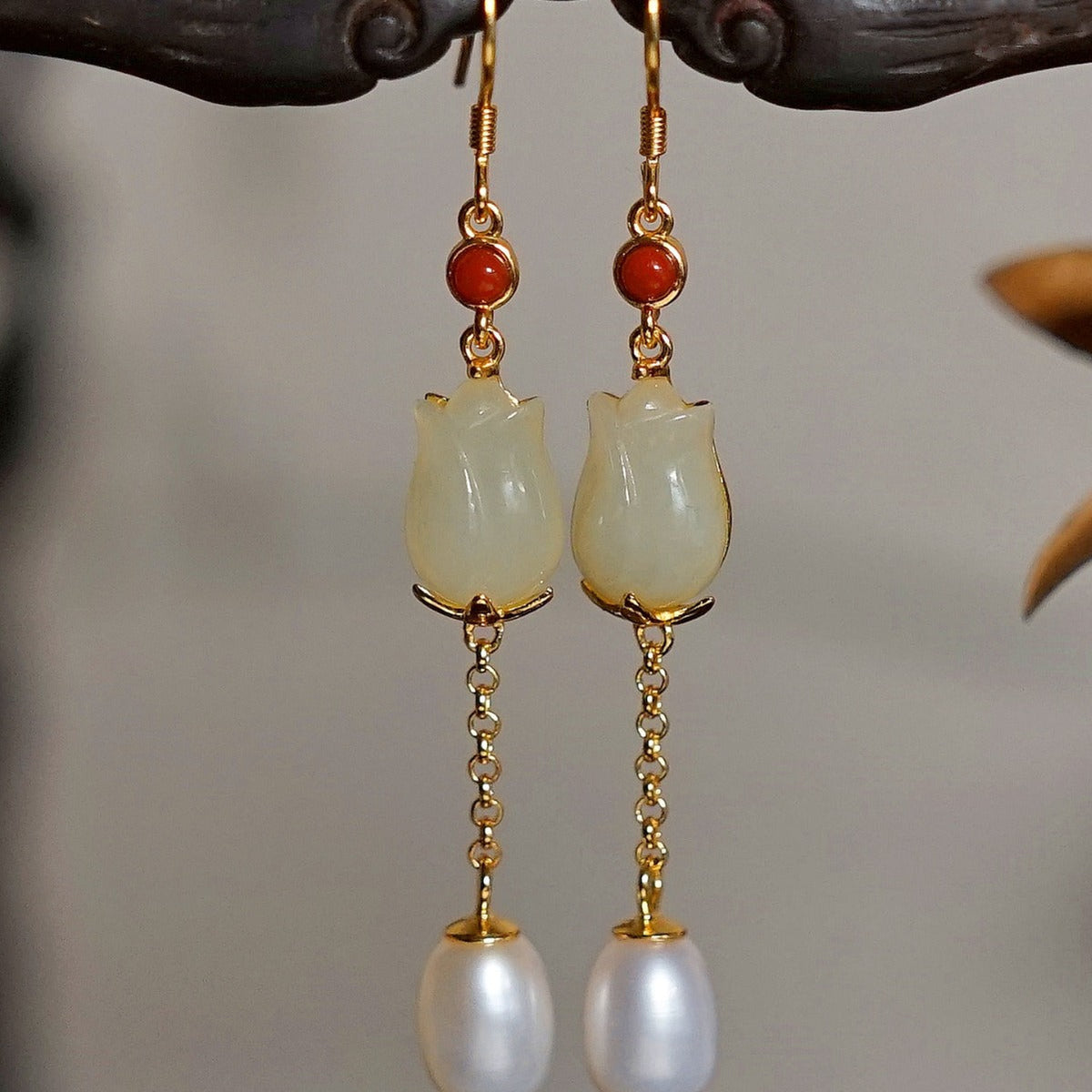 Stunning Gold Earring for Daily Wear