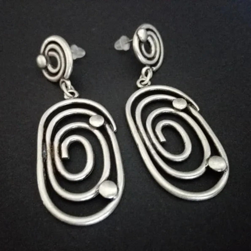 Charming Earring for Any Occasion