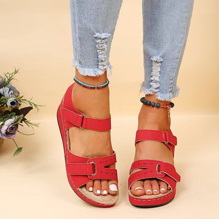 Chic Orthopedic Sandals with Unique Design