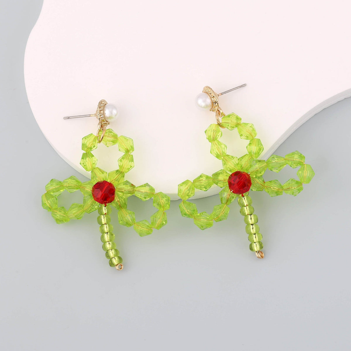 Charming Earring for Any Occasion