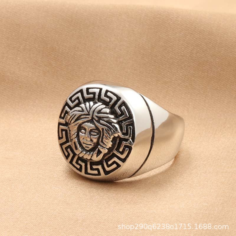 Charming Ring for Any Occasion