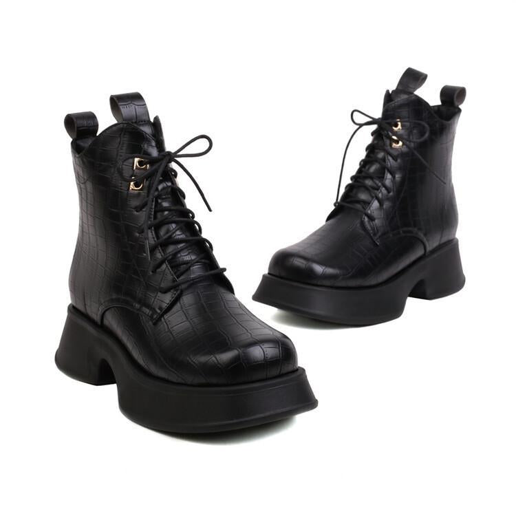 Graceful Orthopedic Boots for Modern Look