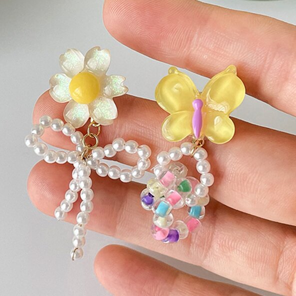 Stunning Earring for Daily Wear