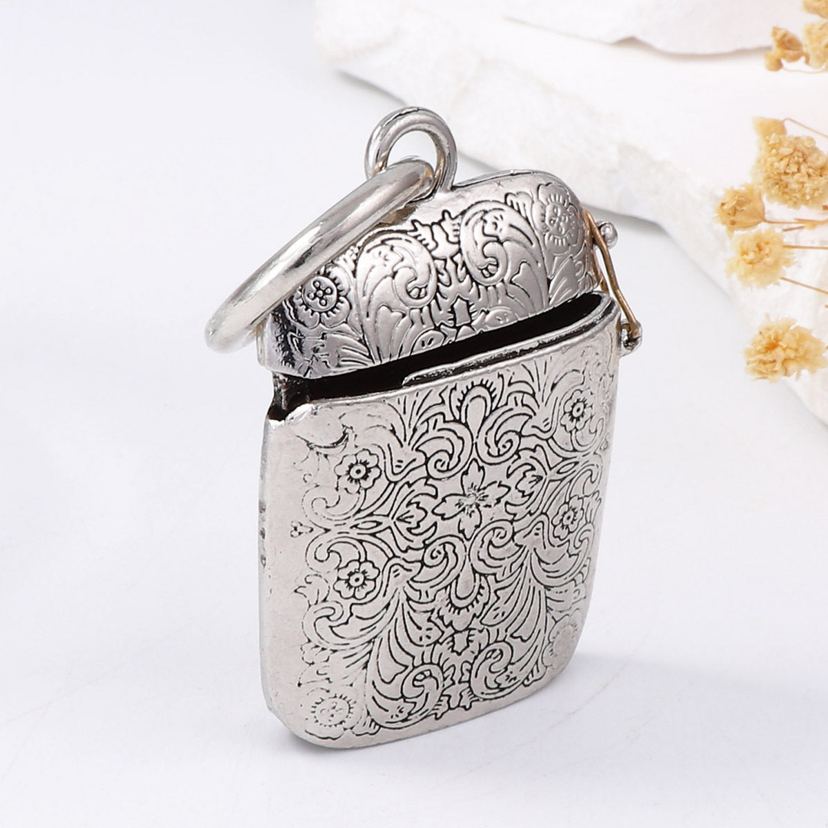 Elegant Piece for Every Occasion