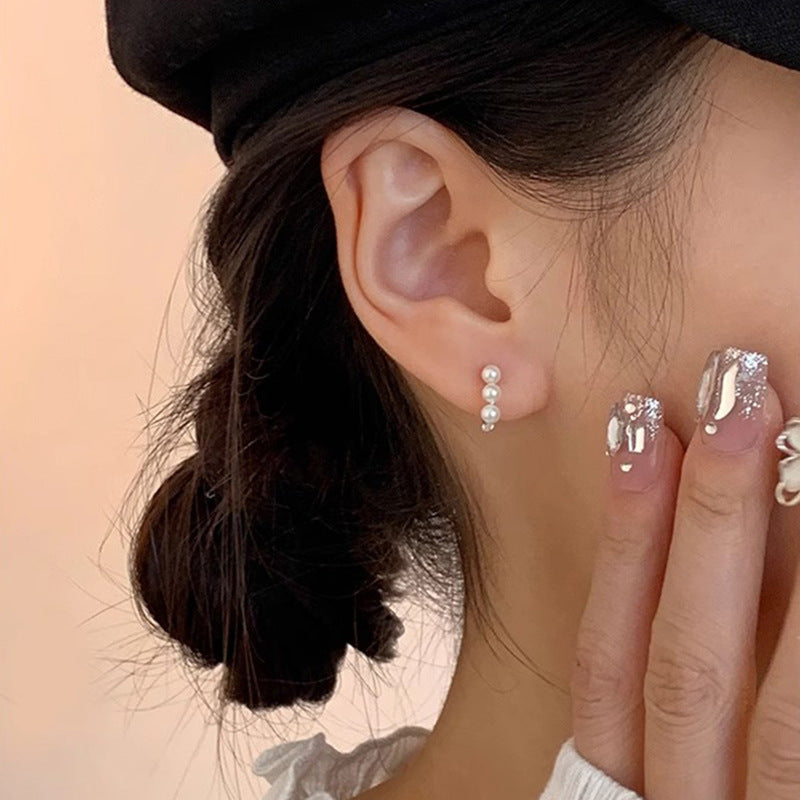 Stunning Pearl Earring for Daily Wear