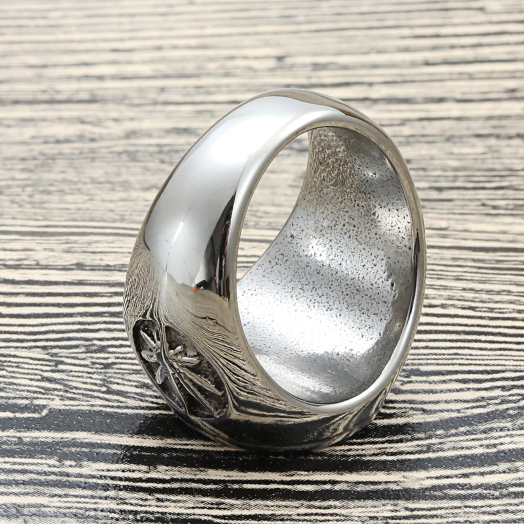 Classic Ring with Timeless Appeal