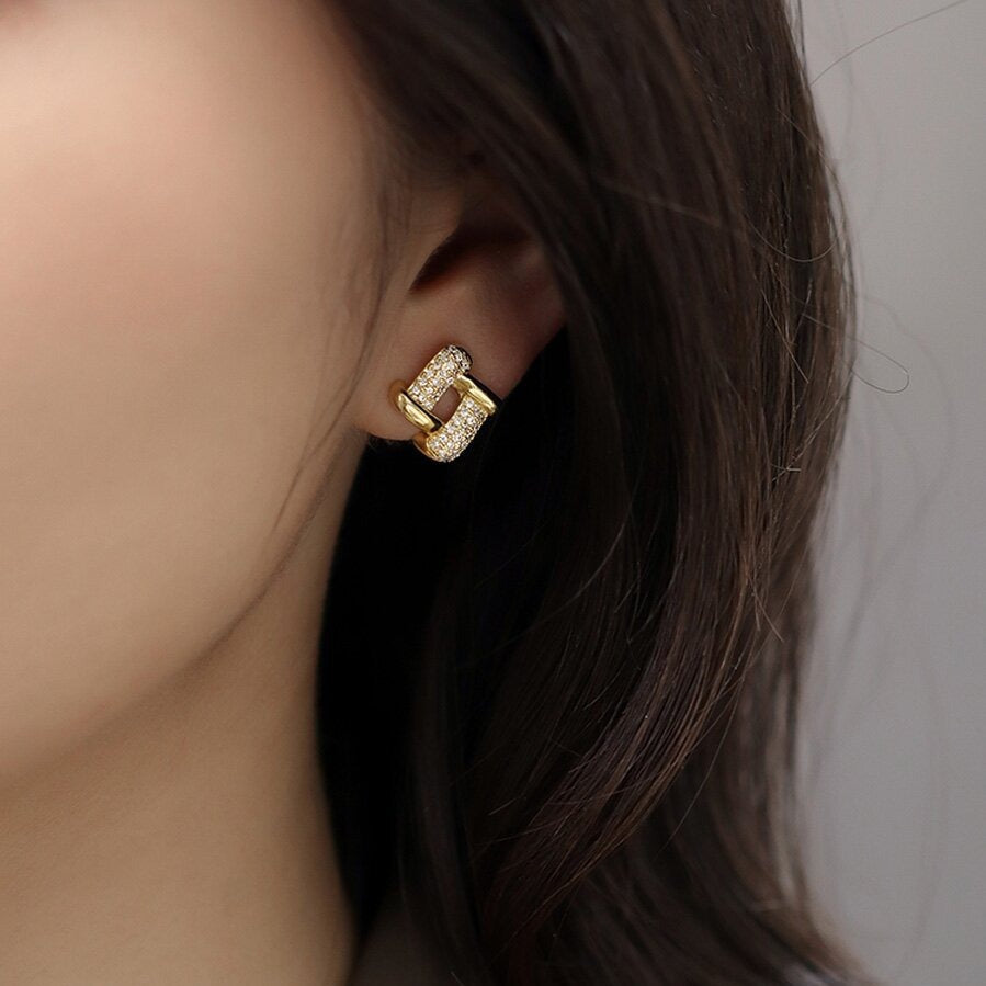 Stunning Earring for Daily Wear