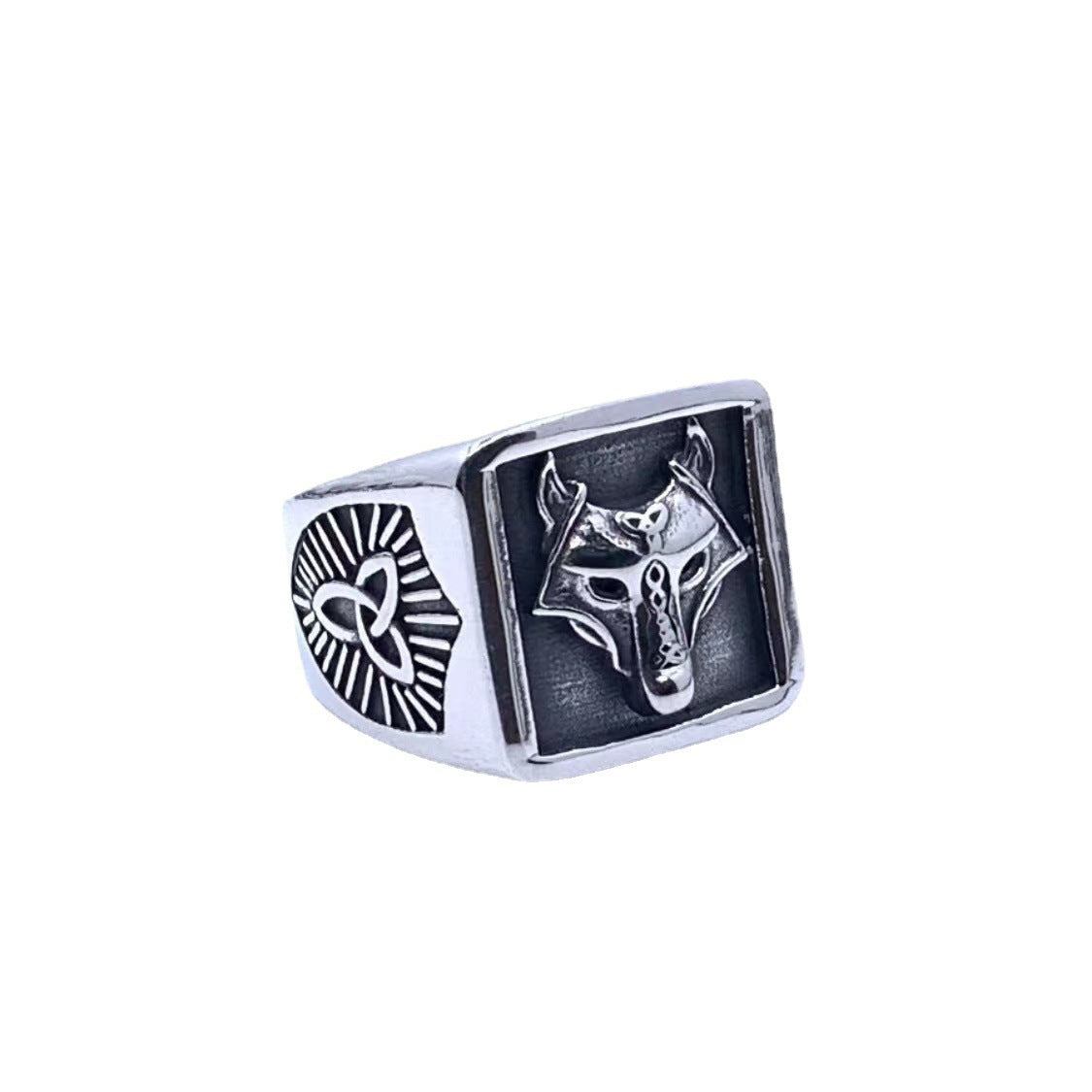 Classic Ring with Timeless Appeal