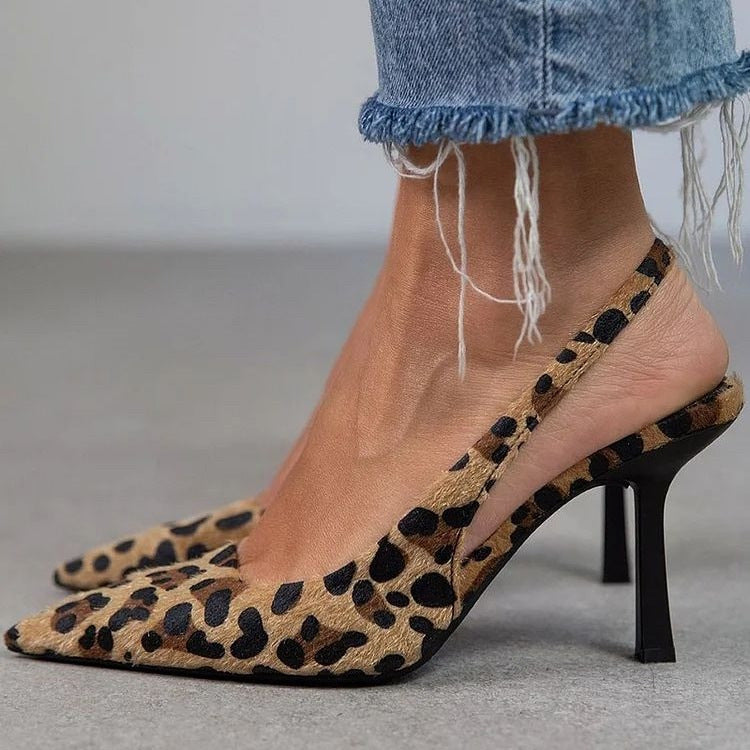 Graceful Orthopedic Sandals for Modern Look