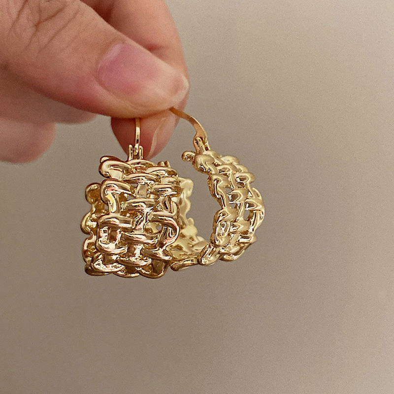 Classic Earring with Timeless Appeal