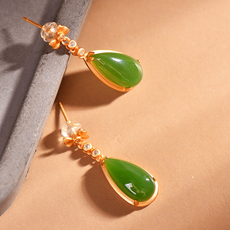 Elegant Silver Earring for Every Occasion