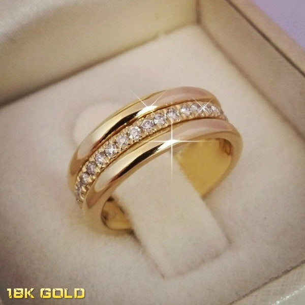 Classic Gold Ring with Timeless Appeal