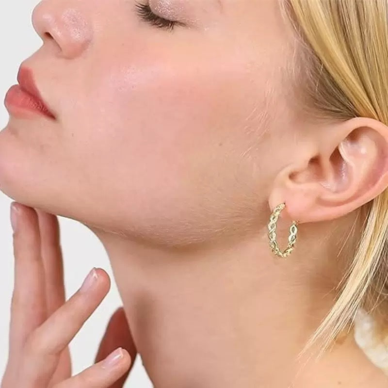 Classic Earring with Timeless Appeal