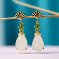 Classic Gold Earring with Timeless Appeal