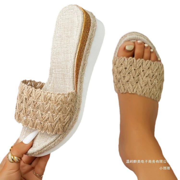 Graceful Orthopedic Sandals for Modern Look