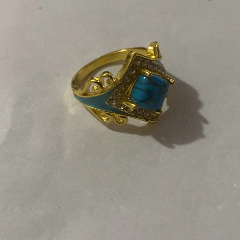 Charming Ring for Any Occasion