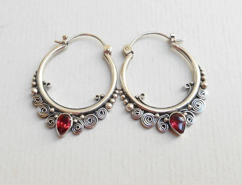 Classic Earring with Timeless Appeal