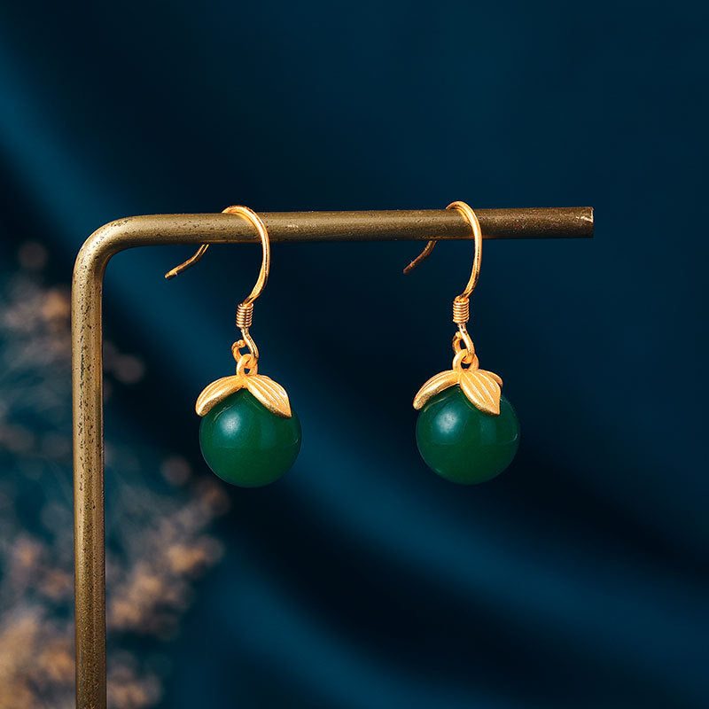 Charming Gold Earring for Any Occasion