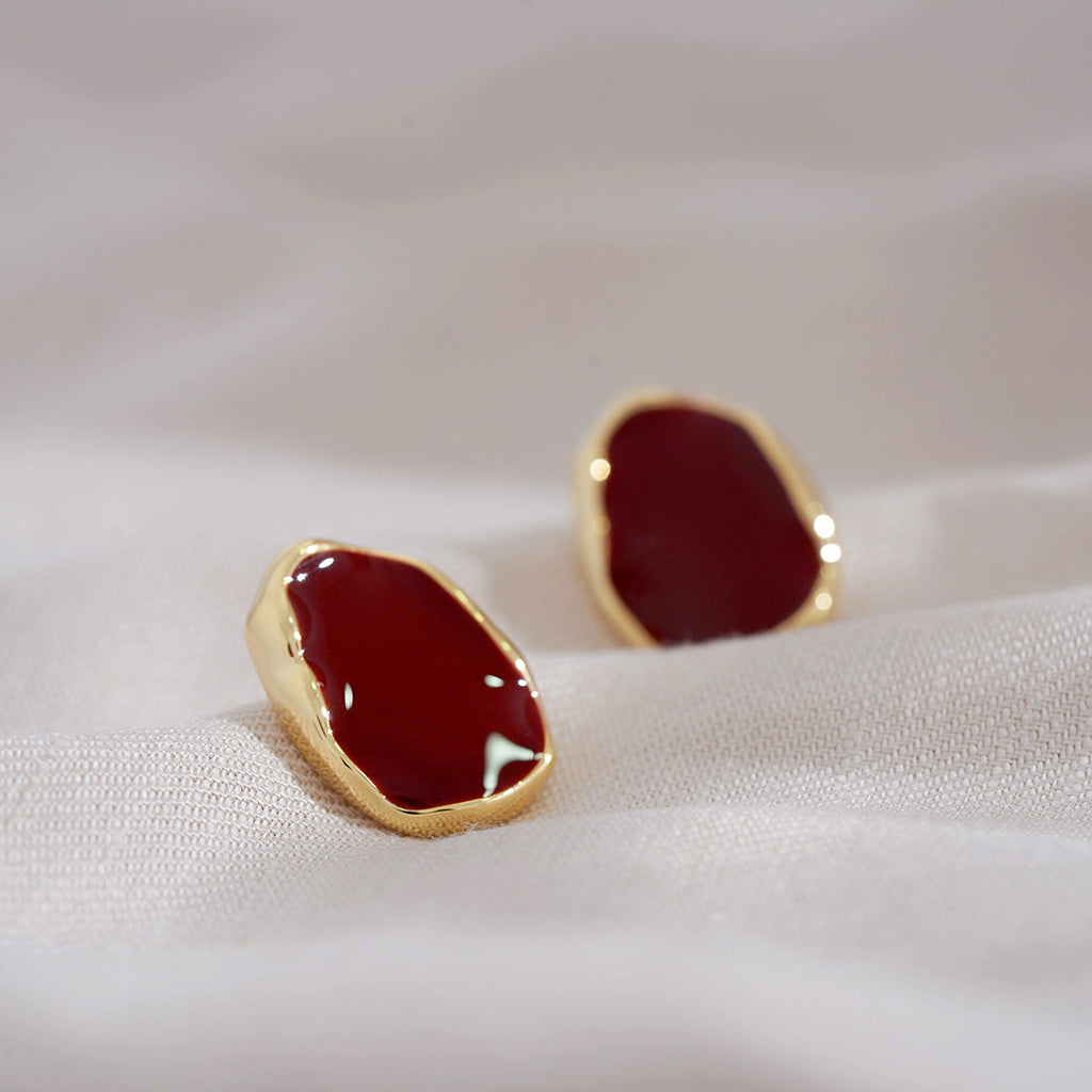 Classic Earring with Timeless Appeal