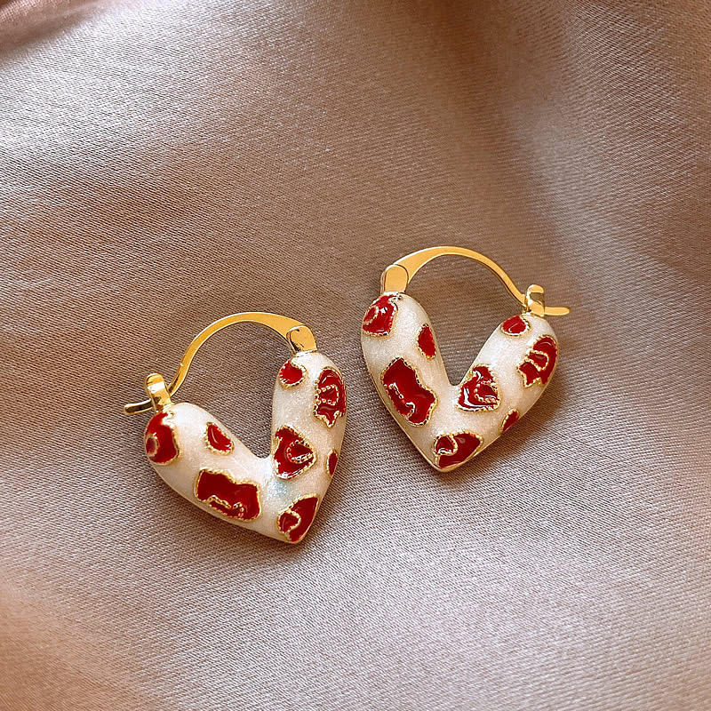 Classic Earring with Timeless Appeal