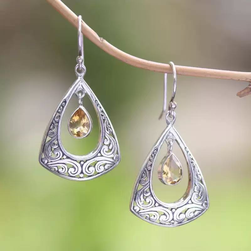 Vintage Handmade Earring