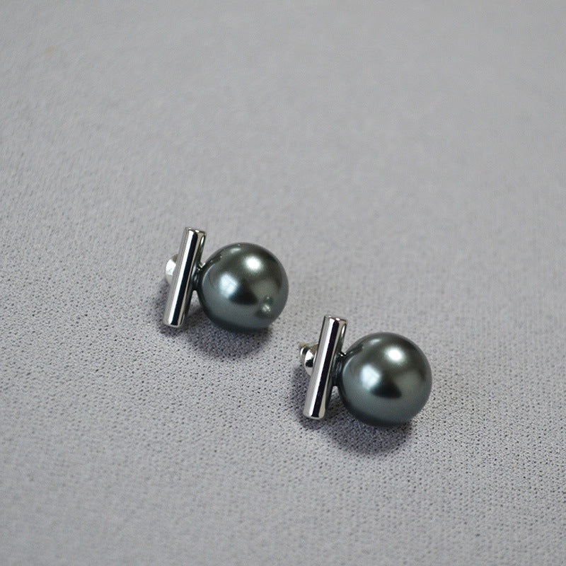 Romantic Silver Earring for Special Moments