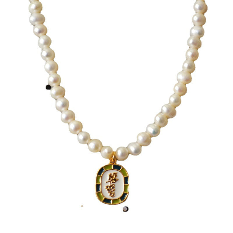 Vintage Handmade Pearl Necklace