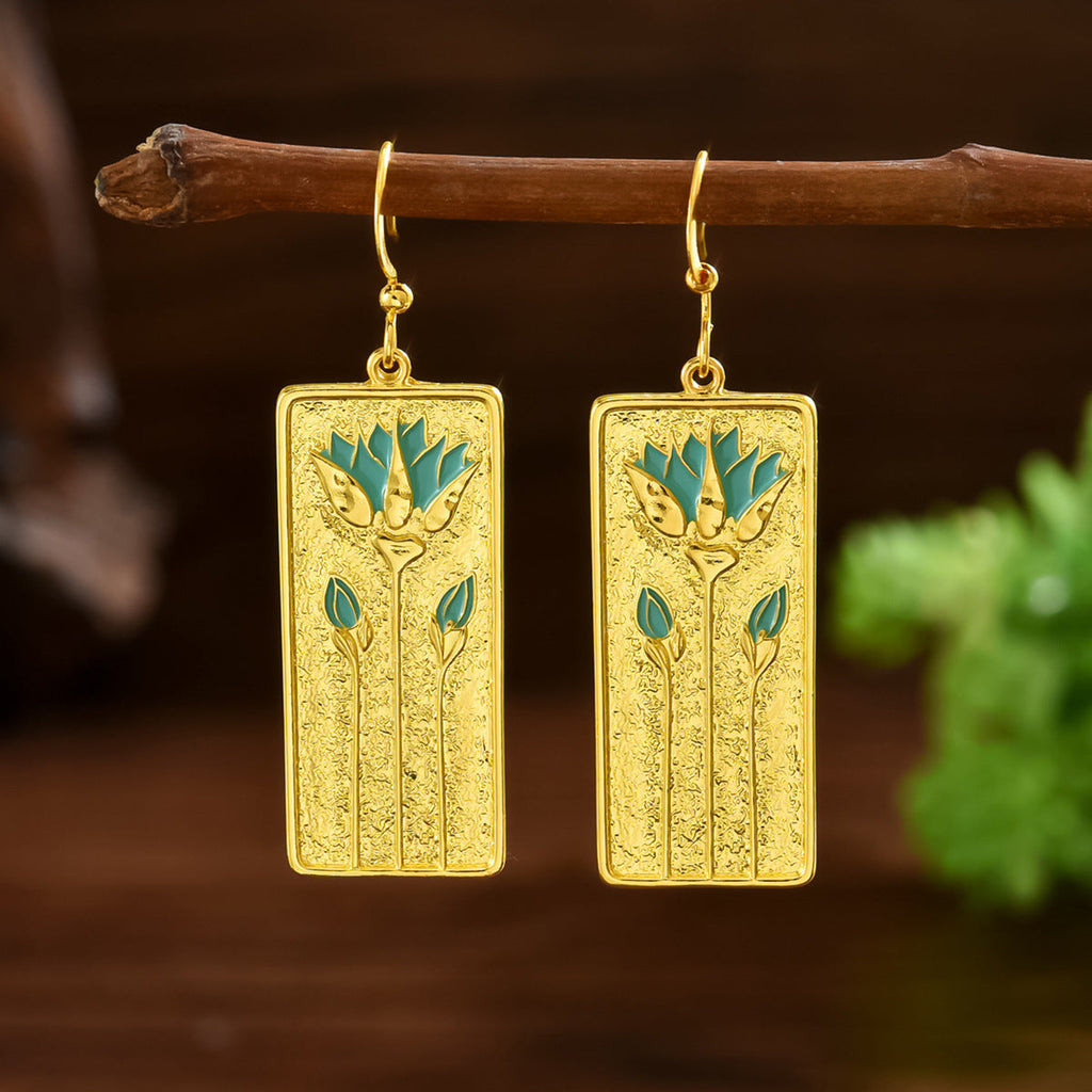 Romantic Earring for Special Moments