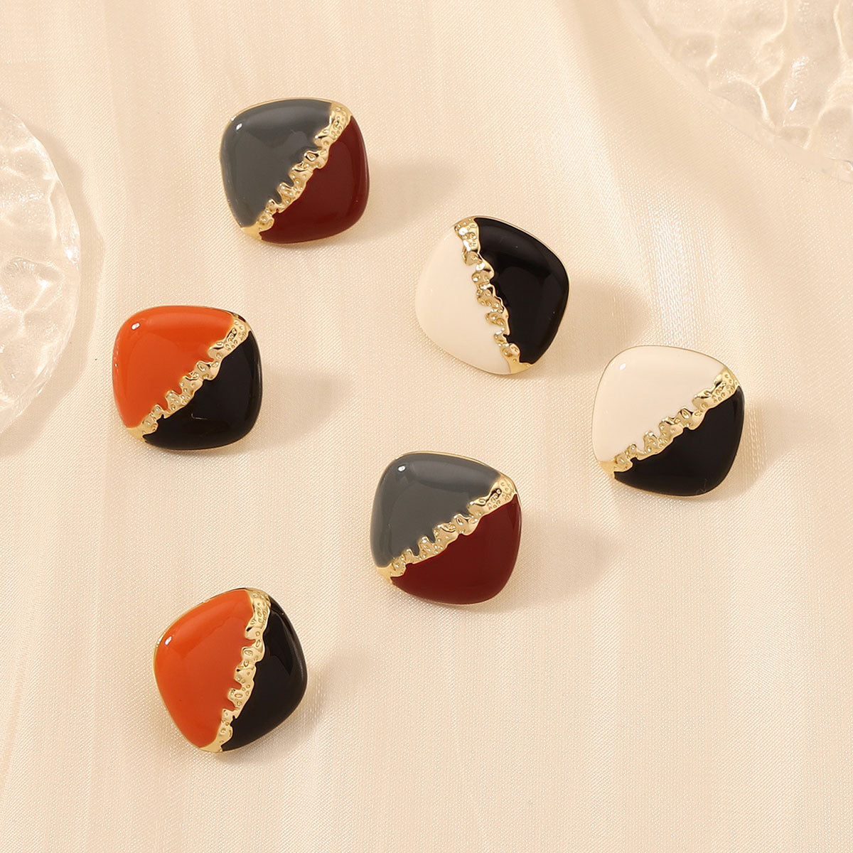 Classic Earring with Timeless Appeal
