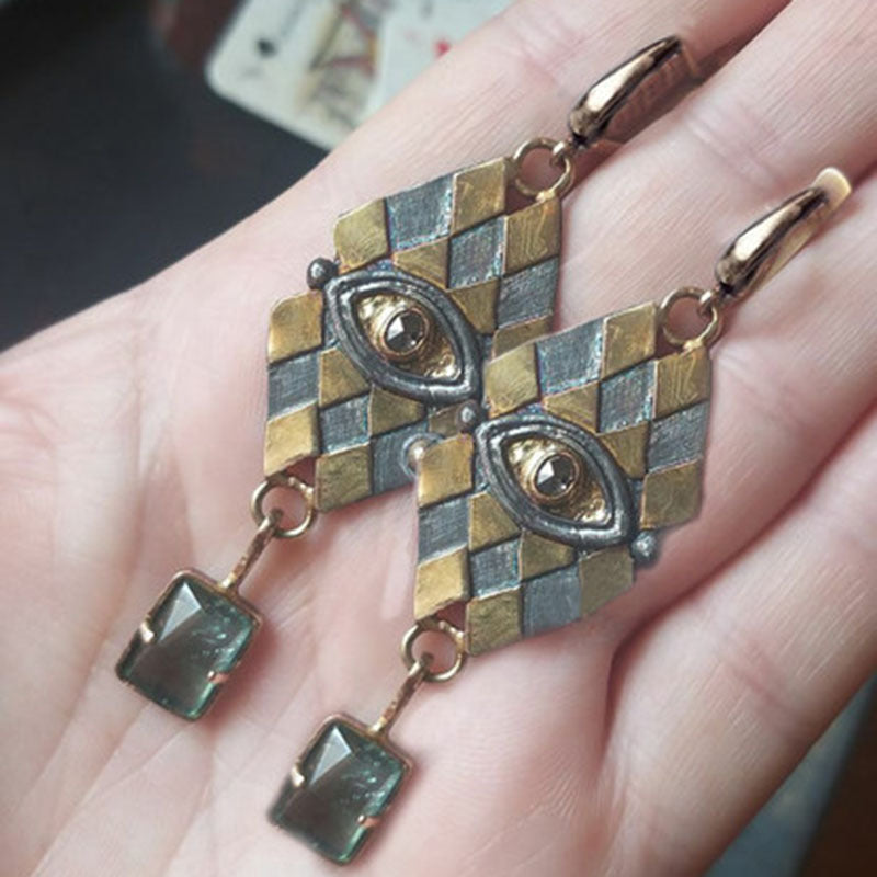 Charming Earring for Any Occasion