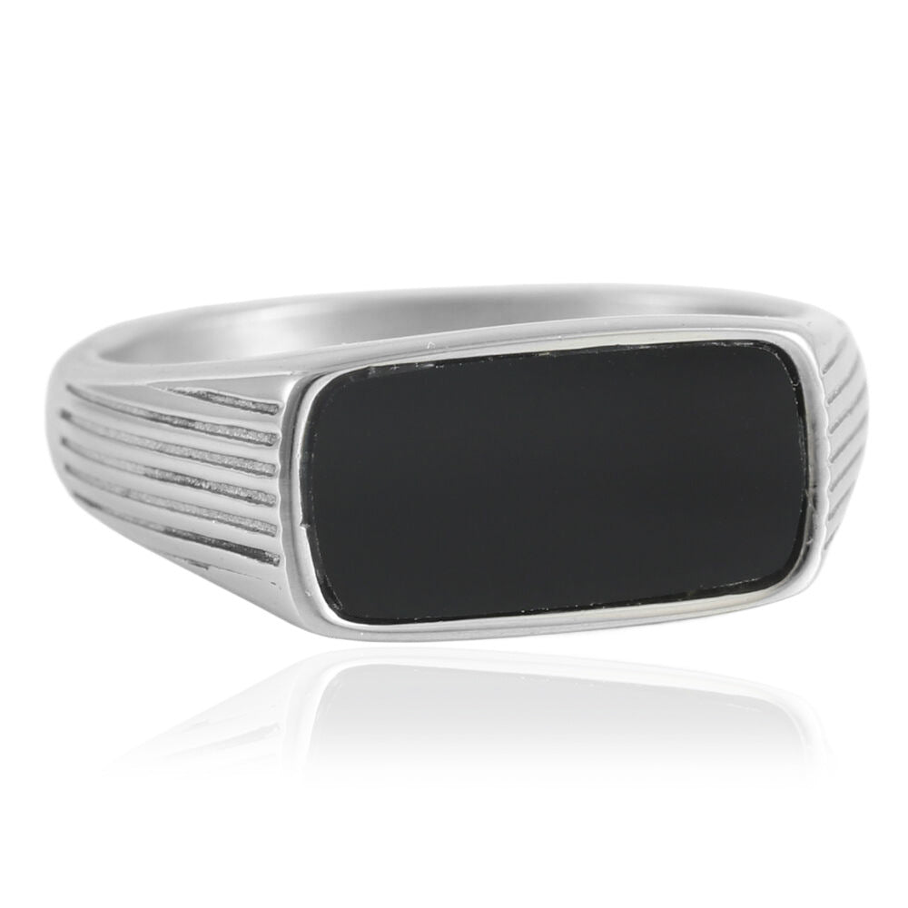 Classic Ring with Timeless Appeal