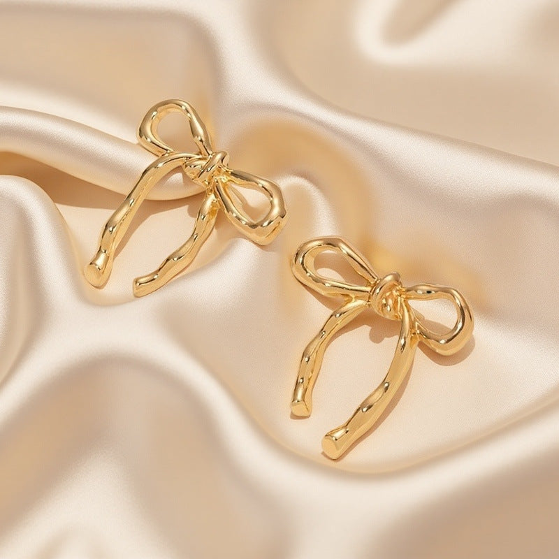 Classic Earring with Timeless Appeal