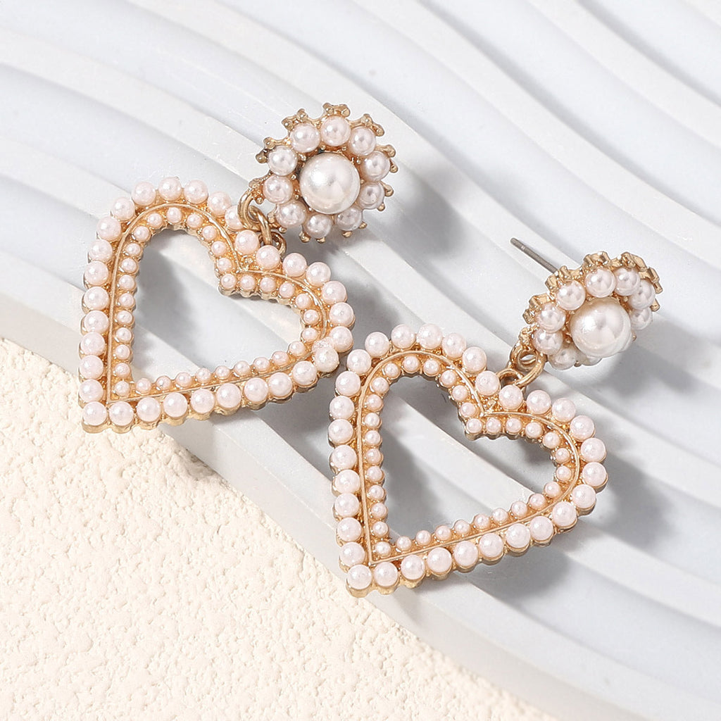 Charming Pearl Earring for Any Occasion