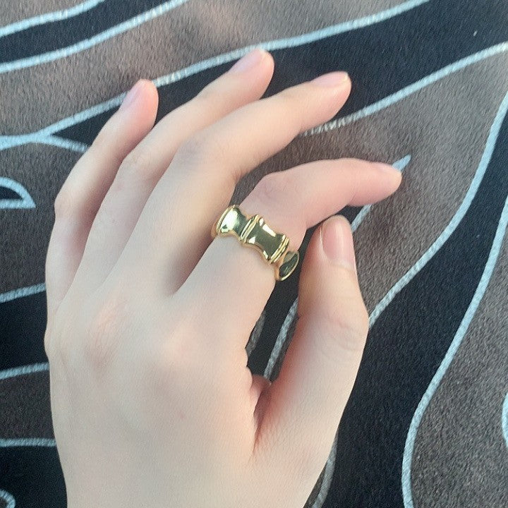 Charming Gold Ring for Any Occasion