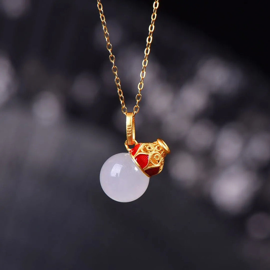Stunning Silver Necklace for Daily Wear