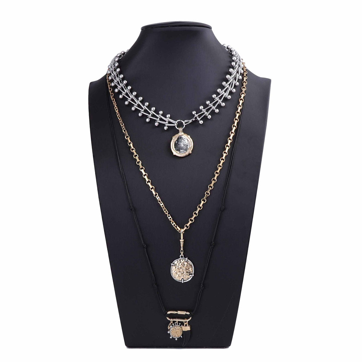 Classic Necklace with Timeless Appeal