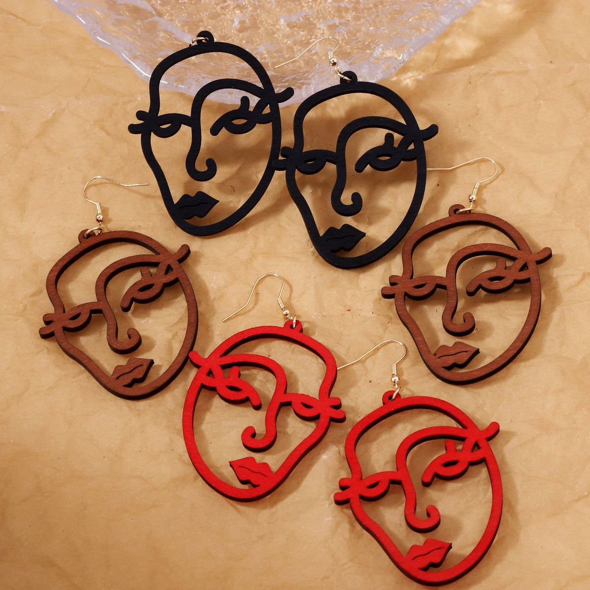 Charming Earring for Any Occasion