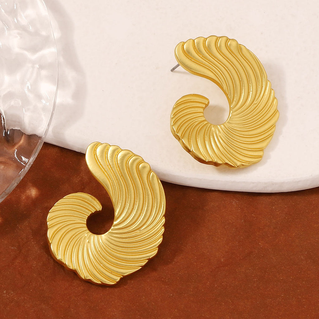 Classic Earring with Timeless Appeal