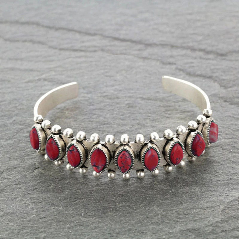 Beautiful Bracelet with Unique Style