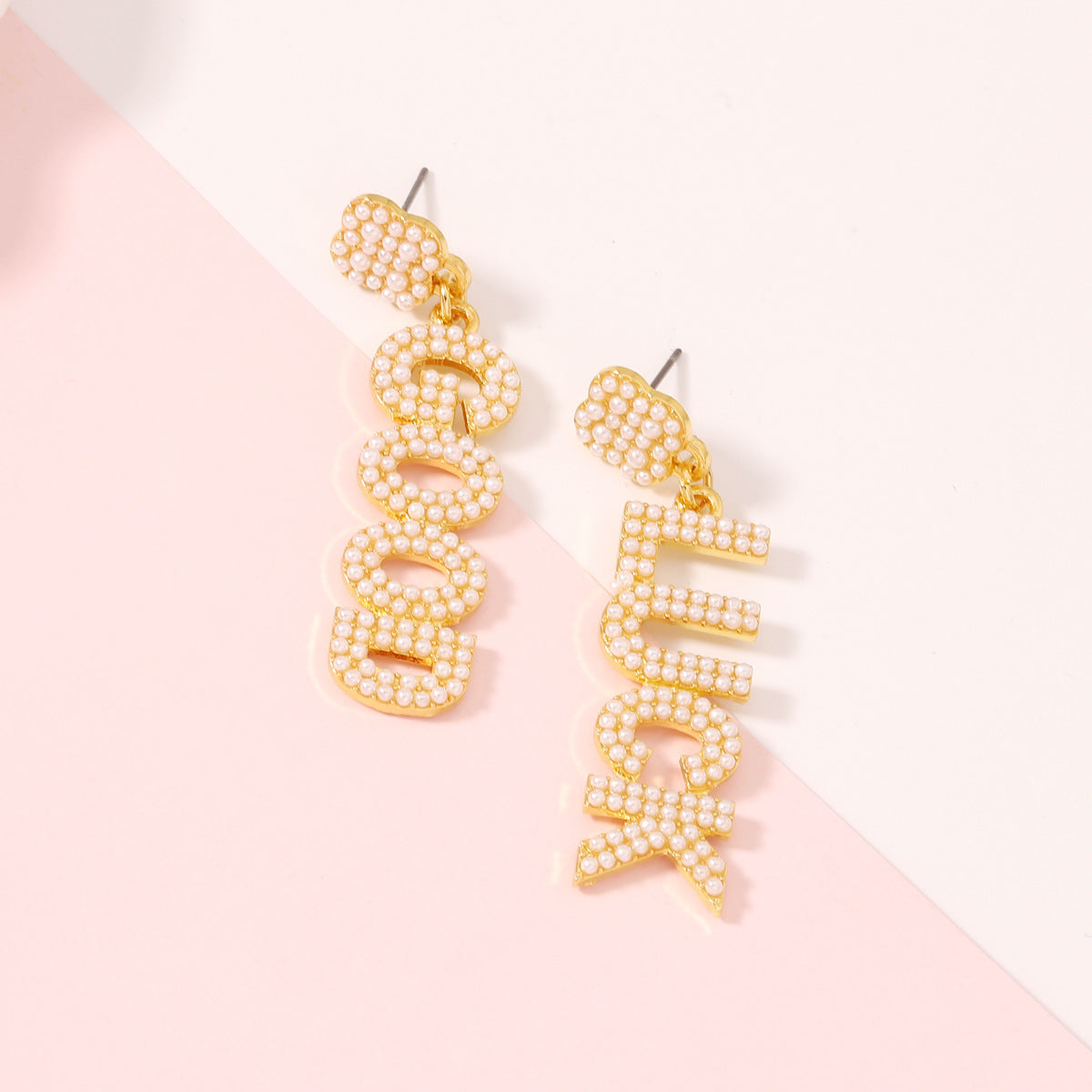 Classic Pearl Earring with Timeless Appeal