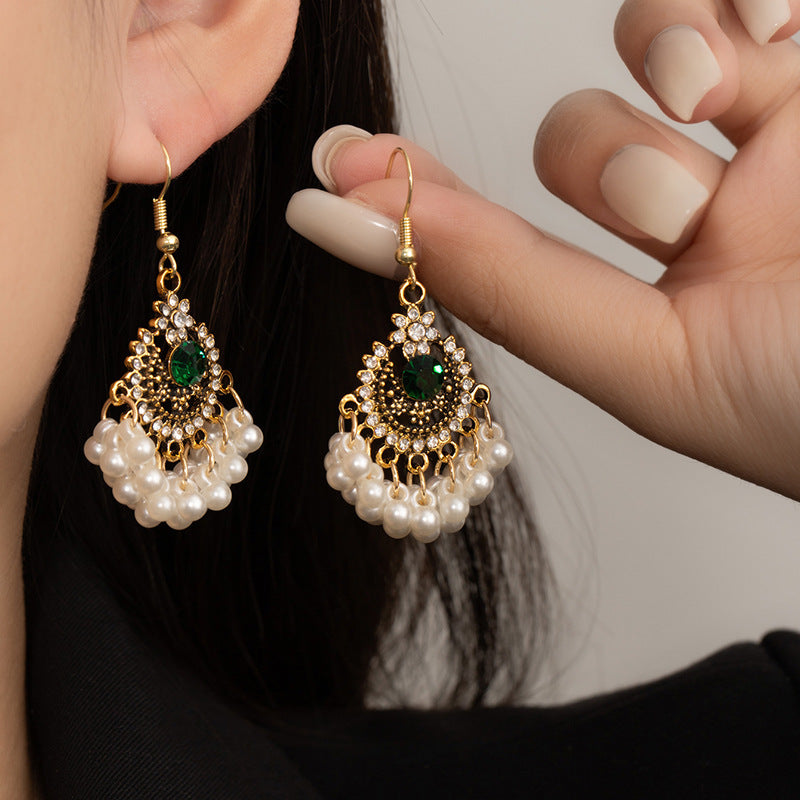 Romantic Pearl Earring for Special Moments