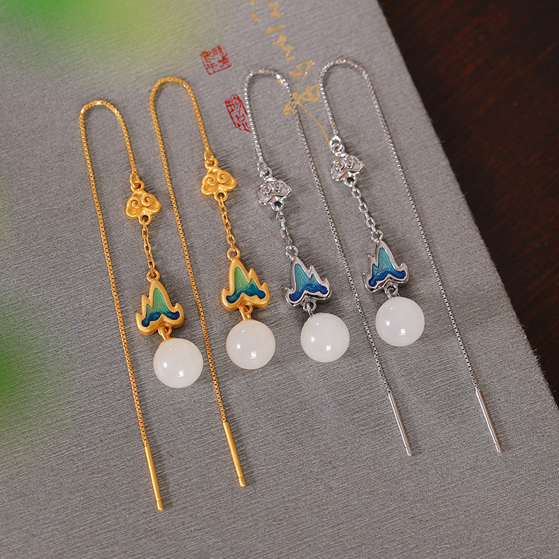 Beautiful Silver Earring with Unique Style