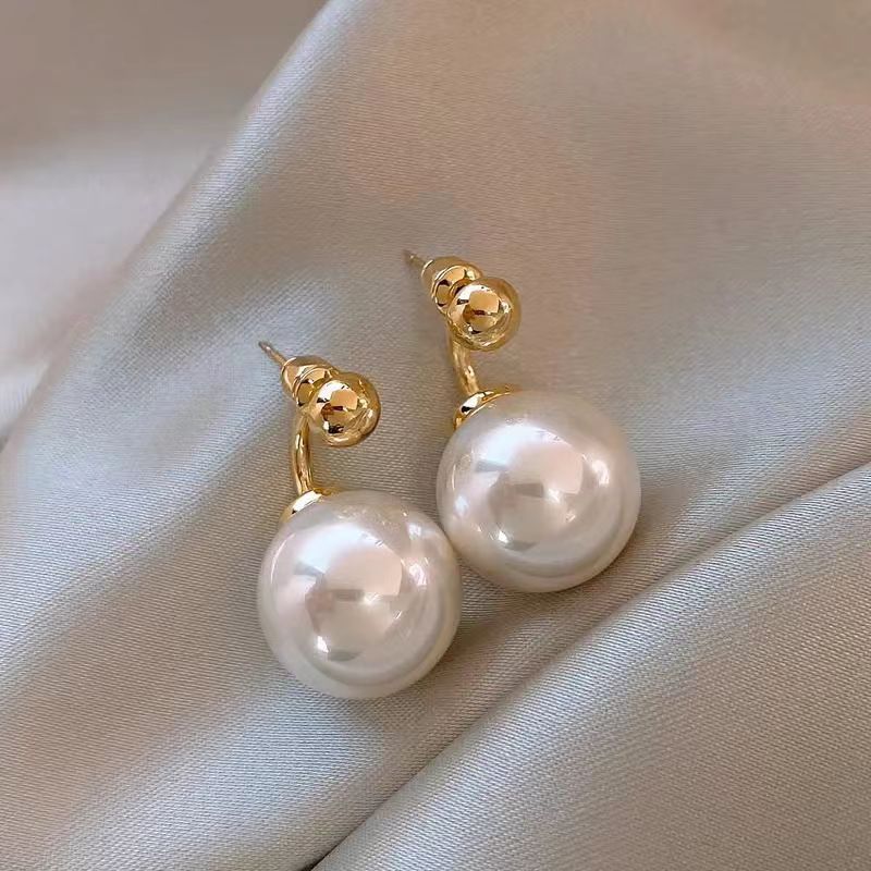 Delicate Artisan Pearl Earring