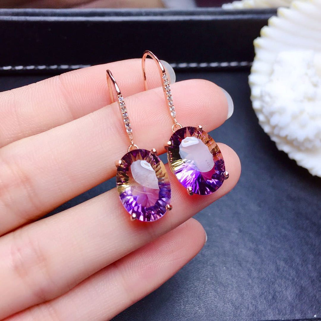 Charming Silver Earring for Any Occasion