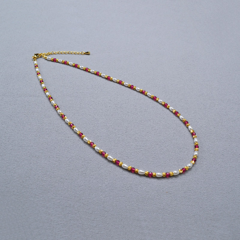 Classic Pearl Necklace with Timeless Appeal