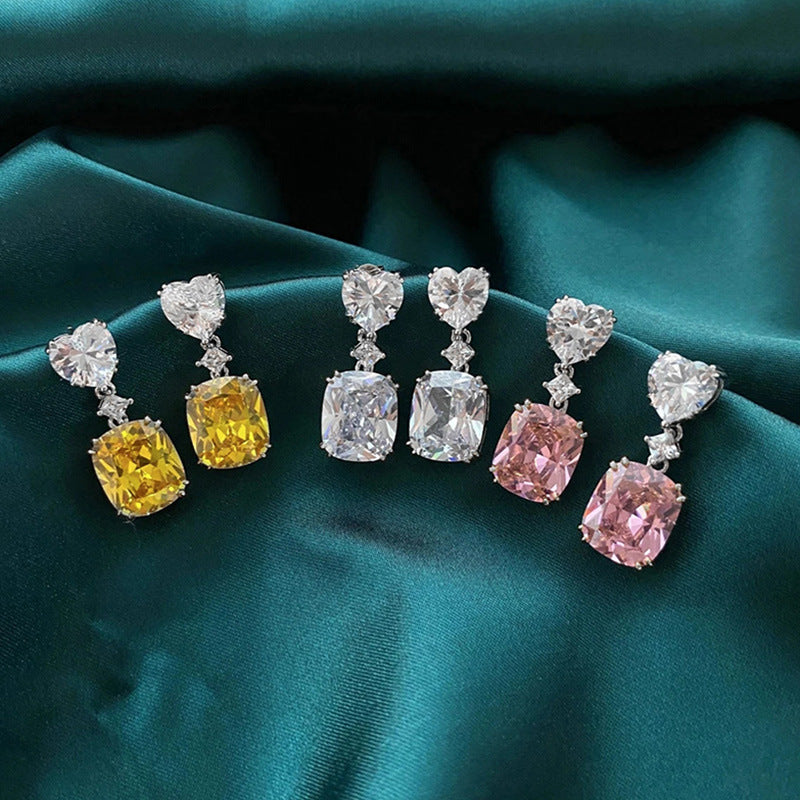 Stunning Earring for Daily Wear