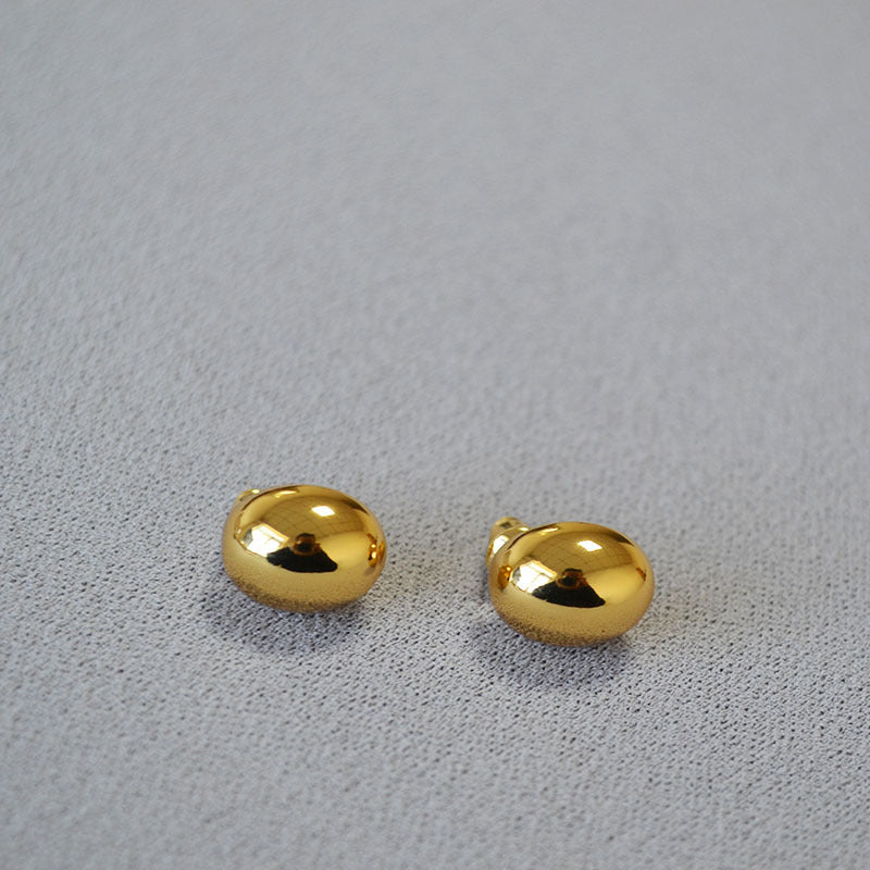 Vintage Handmade Gold Earring