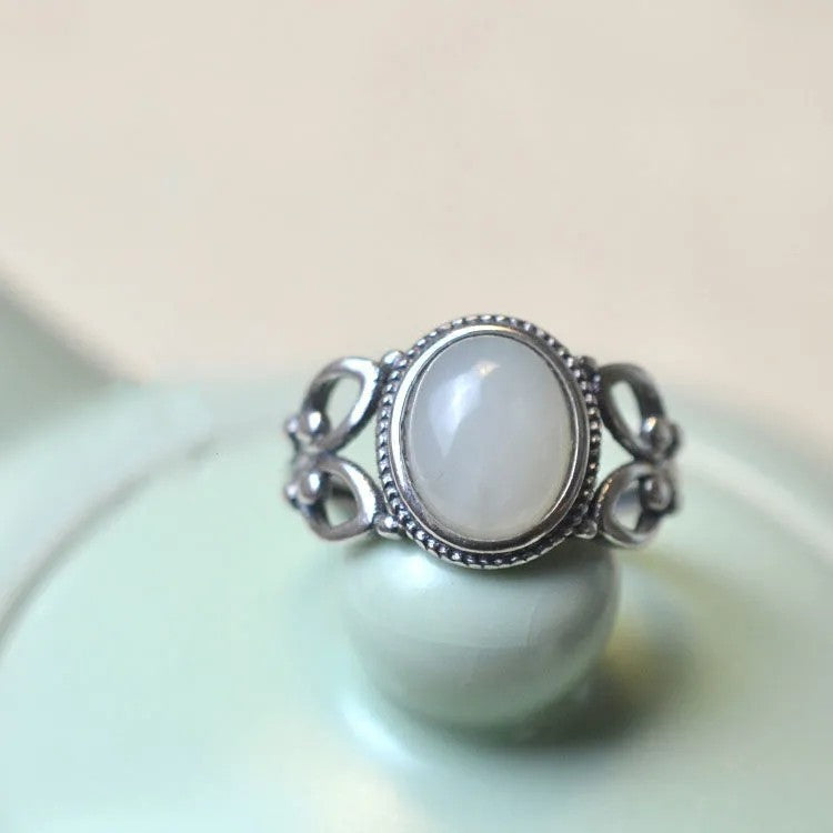 Elegant Silver Ring for Every Occasion