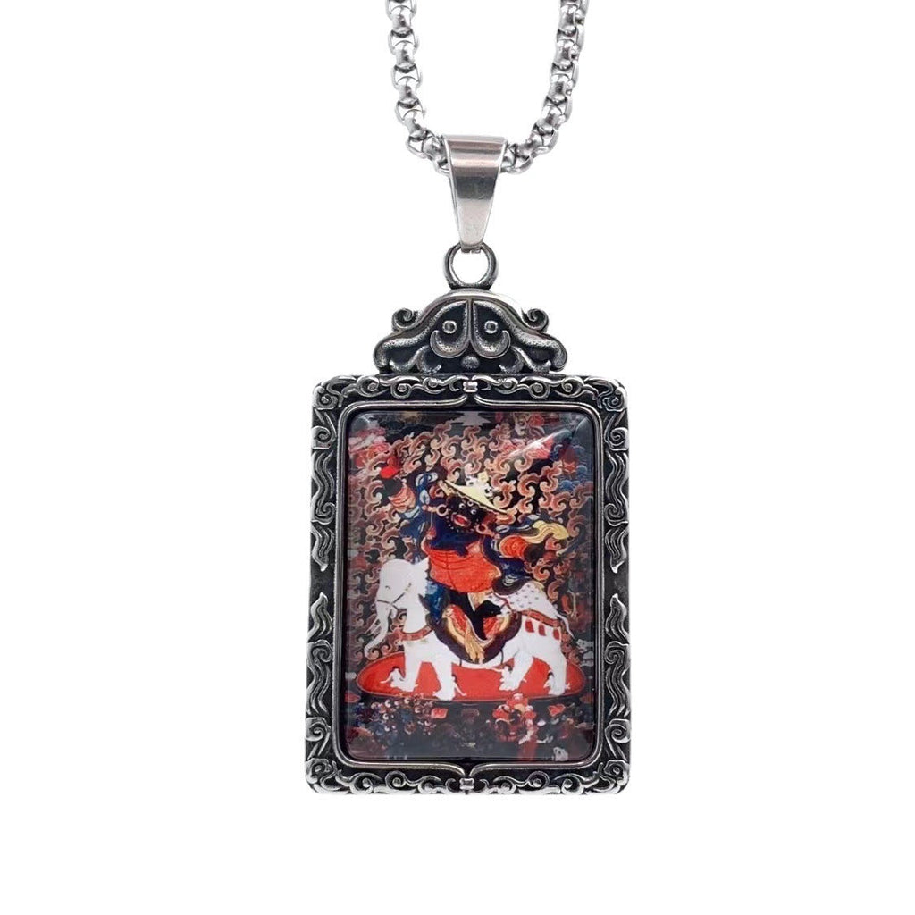 Beautiful Pendant with Unique Style